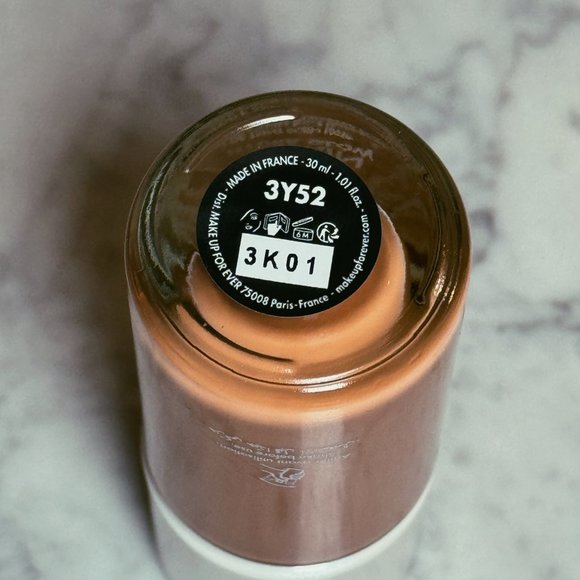 Make Up For Ever HD Skin Hydra Glow | 3Y52 (Warm Chestnut) | NEW MAKEUP - Picture 3 of 4